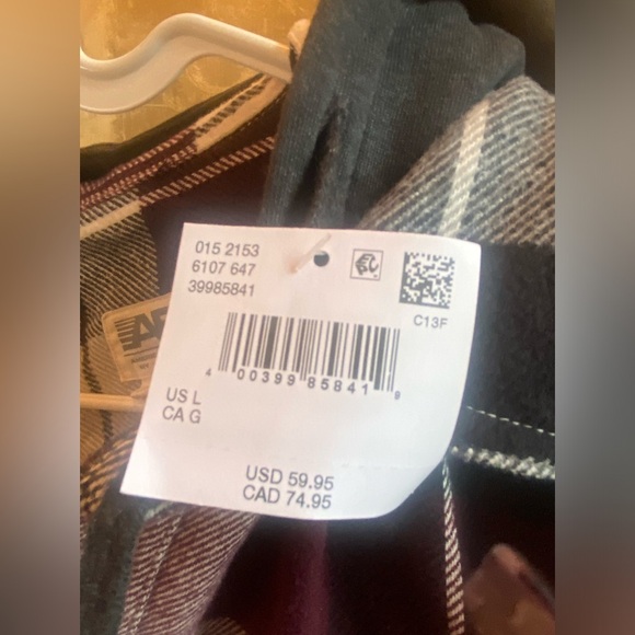 AE Flannel - Picture 4 of 4